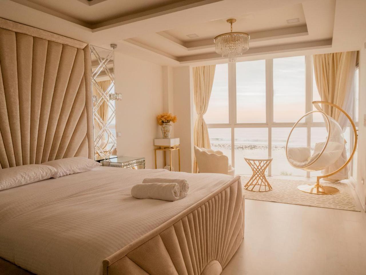 Beachfront Seaview Apartment ماليه المظهر الخارجي الصورة