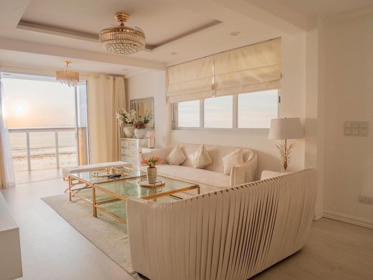 Beachfront Seaview Apartment ماليه المظهر الخارجي الصورة