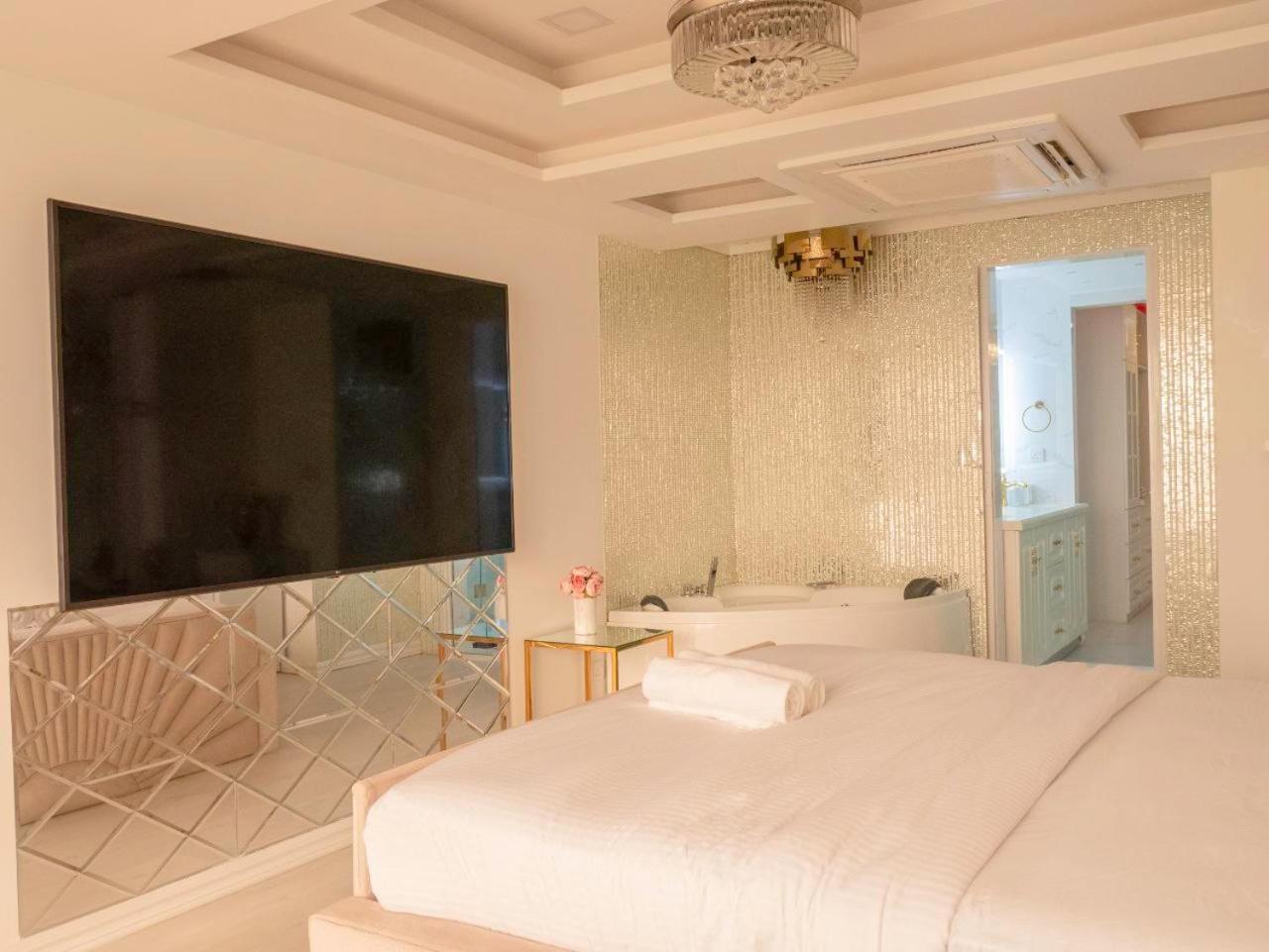 Beachfront Seaview Apartment ماليه المظهر الخارجي الصورة